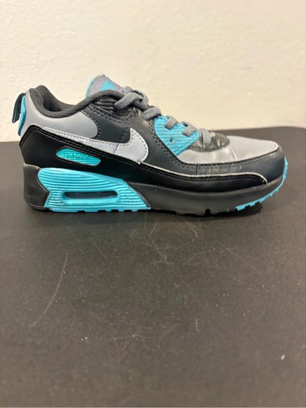 Nike Air Max 90 Easyon Black Grey Teal IH1417-027 Youth Size 2.5Y Fast Shipping